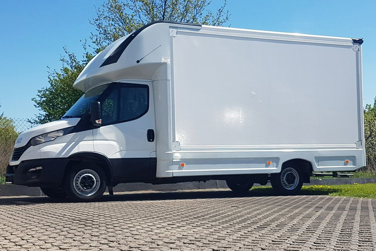 Iveco Daily KONTENER NISKOPODŁOGOWY 4.43x2.23x2.42 SKLEP BAR FOODTRUCK KAMPER AC zdjęcie 40