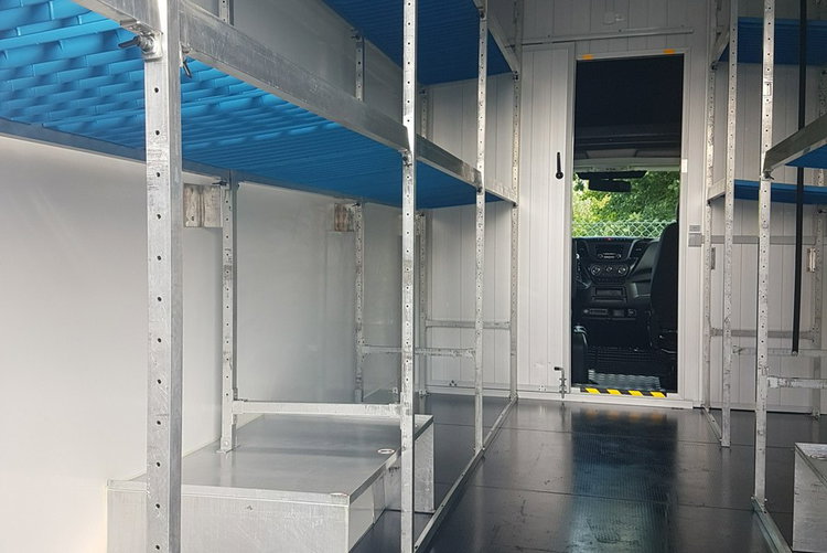 Iveco Daily KONTENER NISKOPODŁOGOWY 4.43x2.23x2.42 SKLEP BAR FOODTRUCK KAMPER AC zdjęcie 18