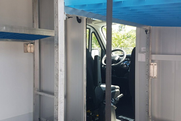 Iveco Daily KONTENER NISKOPODŁOGOWY 4.43x2.23x2.42 SKLEP BAR FOODTRUCK KAMPER AC zdjęcie 22