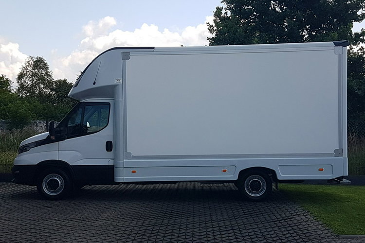 Iveco Daily KONTENER NISKOPODŁOGOWY 4.43x2.23x2.42 SKLEP BAR FOODTRUCK KAMPER AC zdjęcie 11
