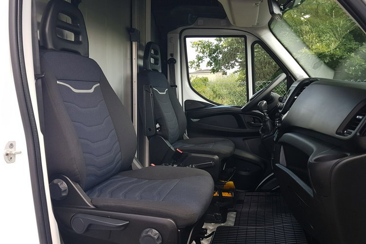 Iveco Daily KONTENER NISKOPODŁOGOWY 4.43x2.23x2.42 SKLEP BAR FOODTRUCK KAMPER AC zdjęcie 8