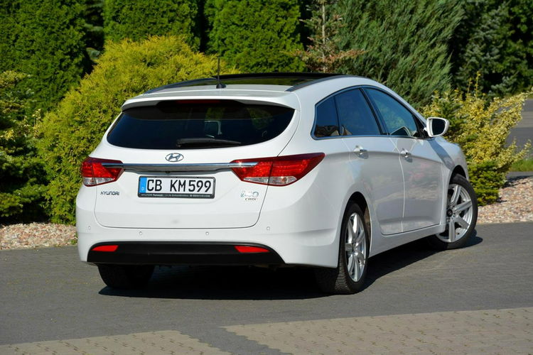 Hyundai i40 Lift Premium Skóry bi-Xenon Ledy Panorama Navi Wentylacja EL.Klapa zdjęcie 13