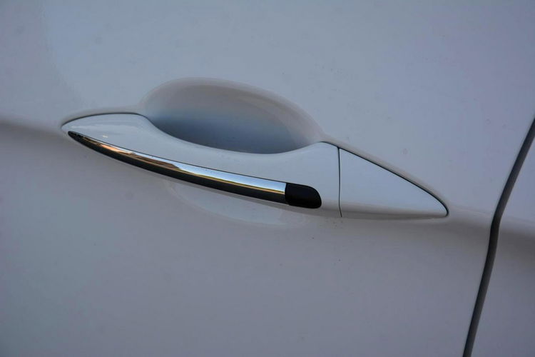 Hyundai i40 Lift Premium Skóry bi-Xenon Ledy Panorama Navi Wentylacja EL.Klapa zdjęcie 35