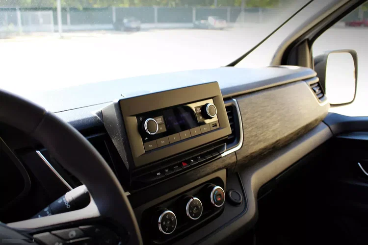 Renault TRAFIC L2H1 Chłodnia / Izoterma do 0'C / Agregat Alex zdjęcie 28