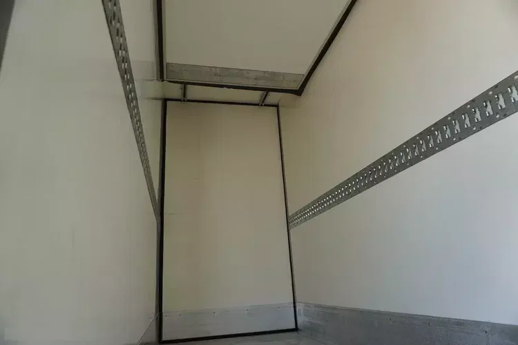 Mercedes Atego 1223 / Chłodnia bitemperatura 12 EPAL / FULL ADR / Kab. sypialna / 175 tys. km zdjęcie 13