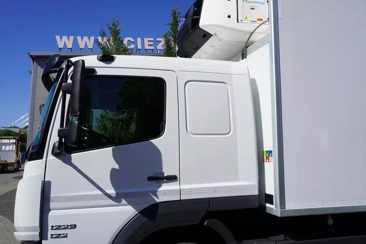 Mercedes Atego 1223 / Chłodnia bitemperatura 12 EPAL / FULL ADR / Kab. sypialna / 175 tys. km zdjęcie 16