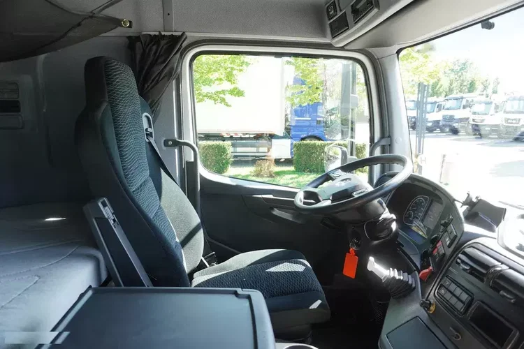 Mercedes Atego 1223 / Chłodnia bitemperatura 12 EPAL / FULL ADR / Kab. sypialna / 175 tys. km zdjęcie 26