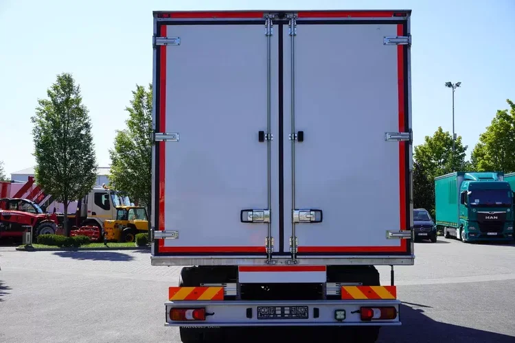 Mercedes Atego 1223 / Chłodnia bitemperatura 12 EPAL / FULL ADR / Kab. sypialna / 175 tys. km zdjęcie 4