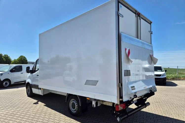 Mercedes Sprinter Izoterma 8 ePAL 89999zł NETTO 2.2CDi/143KM Salon Polska zdjęcie 10