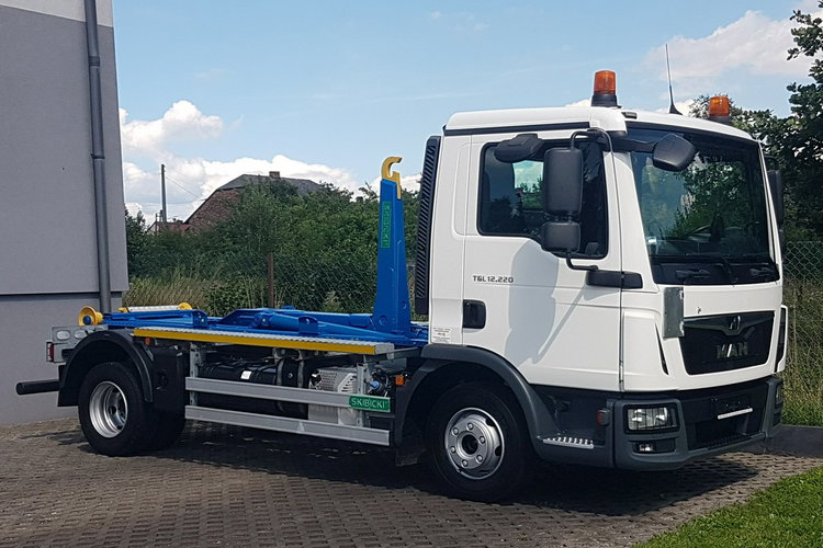 TGL 12.220 HAKOWIEC POD KONTENERY SKIBICKI 4x2 KLIMA DO KONTENERÓW MANUAL 12T POD KONTENER zdjęcie 1