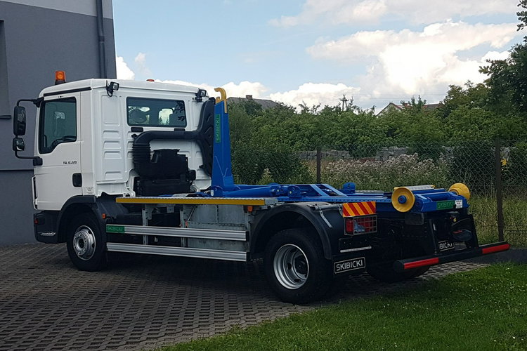 TGL 12.220 HAKOWIEC POD KONTENERY SKIBICKI 4x2 KLIMA DO KONTENERÓW MANUAL 12T POD KONTENER zdjęcie 3