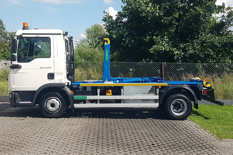 TGL 12.220 HAKOWIEC POD KONTENERY SKIBICKI 4x2 KLIMA DO KONTENERÓW MANUAL 12T POD KONTENER zdjęcie 12