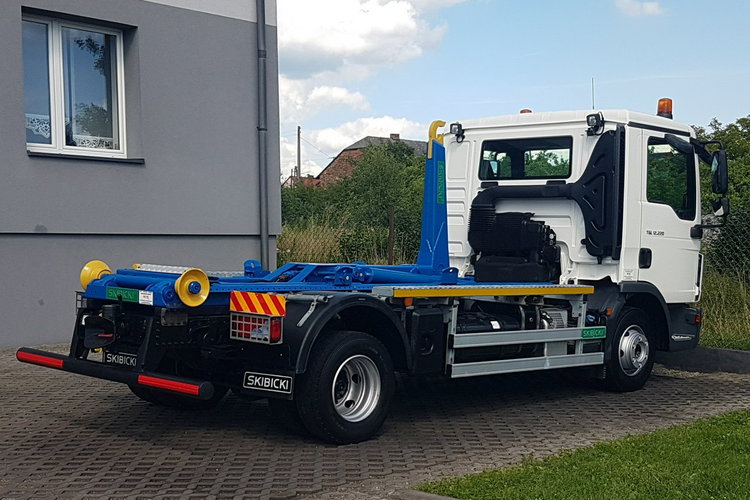 TGL 12.220 HAKOWIEC POD KONTENERY SKIBICKI 4x2 KLIMA DO KONTENERÓW MANUAL 12T POD KONTENER zdjęcie 4