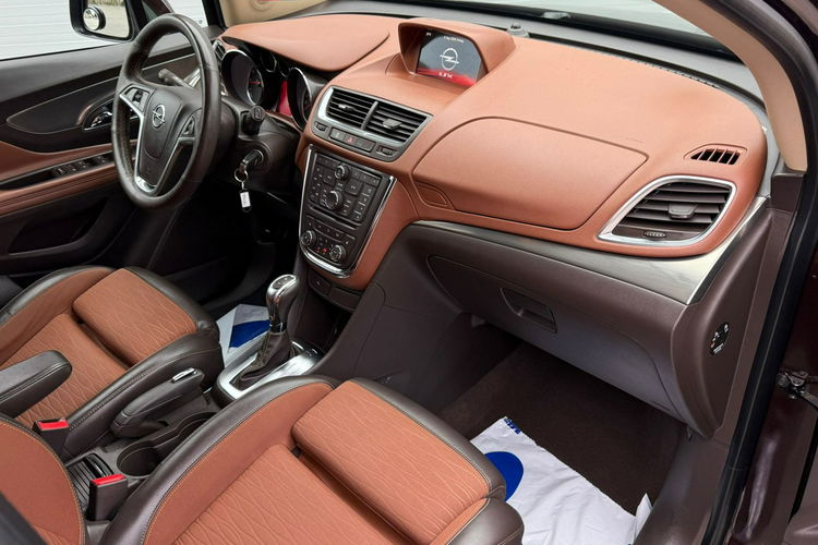 Mokka Opel Mokka 1.4 T 140 KM Automat – Elegancja i komfort w pięknym brązie zdjęcie 21