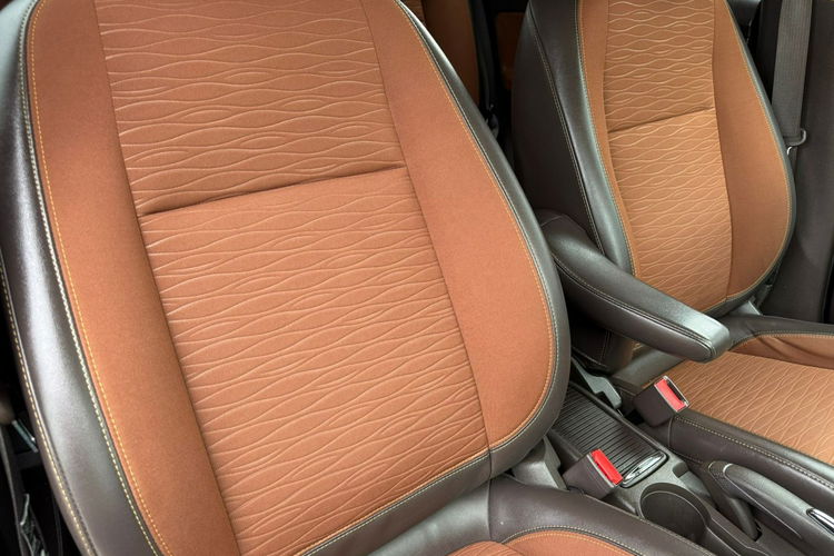 Mokka Opel Mokka 1.4 T 140 KM Automat – Elegancja i komfort w pięknym brązie zdjęcie 26