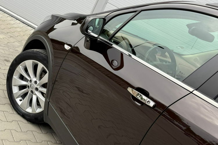 Mokka Opel Mokka 1.4 T 140 KM Automat – Elegancja i komfort w pięknym brązie zdjęcie 7