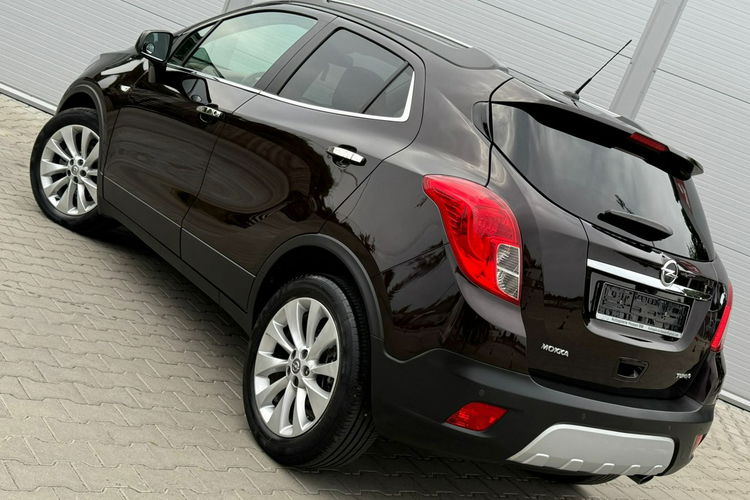 Mokka Opel Mokka 1.4 T 140 KM Automat – Elegancja i komfort w pięknym brązie zdjęcie 8