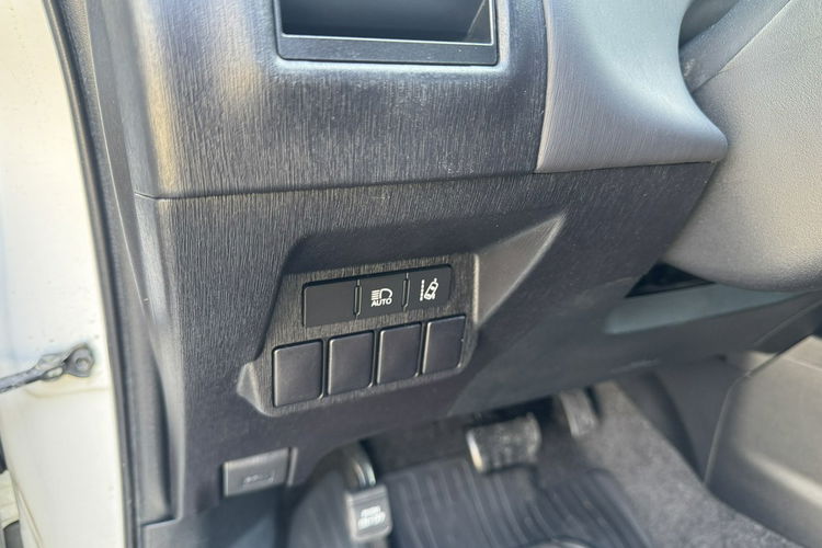 Toyota Prius+ 1.8 HSD 136KM Hand free 7 osobowy Bezwypadkowy zdjęcie 10