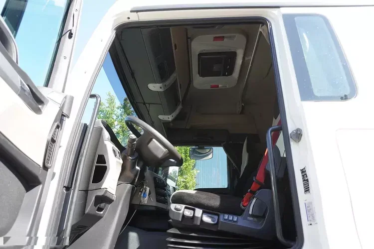 MAN TGS 35.420 8×2 / NOWA laweta / 3 osie skrętne / Ładowność 20 T / kab. sypialna zdjęcie 20