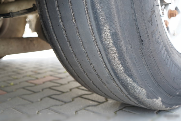 Spitzer CEMENTONACZEPA / 37 000 L / SILOS / 3 KOMORY  zdjęcie 14