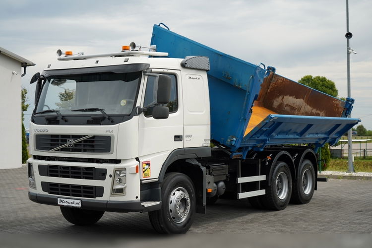 Volvo FM 360 / 6x4 / WYWROTKA DWUSTRONNA / HYDROBURTA / MANUAL / SPROWADZONY zdjęcie 9