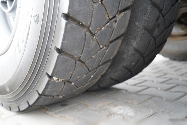 Volvo FM 360 / 6x4 / WYWROTKA DWUSTRONNA / HYDROBURTA / MANUAL / SPROWADZONY zdjęcie 30