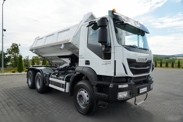 Iveco TRAKKER 360 / 6x4 / WYWROTKA DWUSTRONNA  / HYDROBURTA / AUTOMAT / SPROWADZONY zdjęcie 14