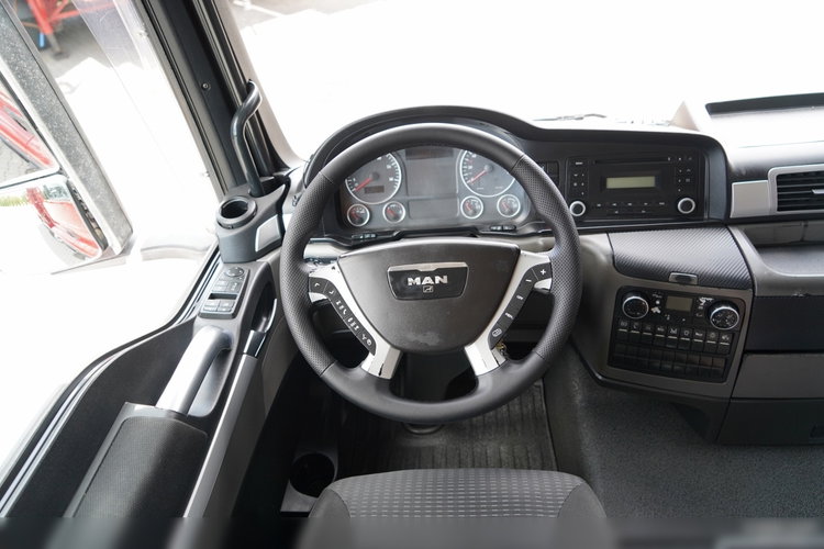 MAN TGS 35.400 / 8x4 / WYWROTKA DWUSTRONNA / HYDROBURTA  / ALUFELGI / PO KONTRAKCIE SERWISOWYM zdjęcie 39