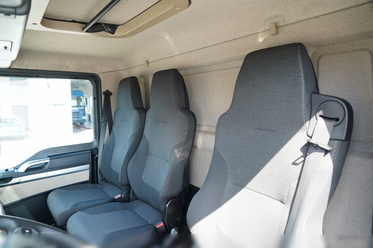 MAN TGL 8.190 / SOLÓWKA /  BURTO-FIRANKA  / BURTOWA / WINDA / 45 TYS. KM / UAL / 2020 ROK / zdjęcie 31