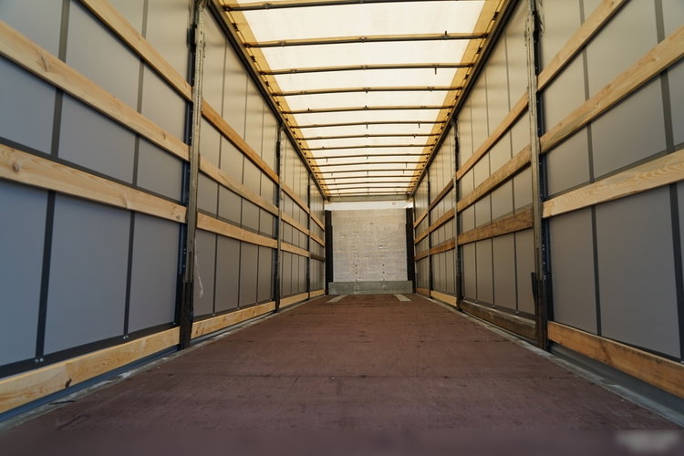 Schmitz -CARGOBULL / FIRANKA / STANDARD / DWIE OSIE PODNOSZONE /  WINDA ZAŁADOWCZA DHOLLANDIA - 2000KG  / 2016 zdjęcie 16