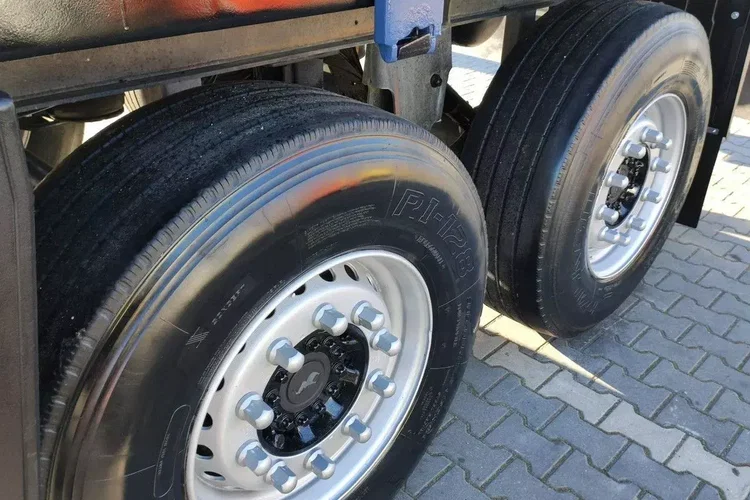 Schmitz Ciężarowa 2-osiowa na poduszkach Tandem Stan Unikat zdjęcie 13