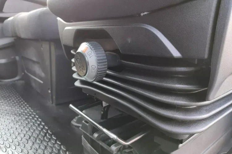 Iveco Daily 70C18 Mroźnia Ściana Grodziowa Podwójny Parownik zdjęcie 32