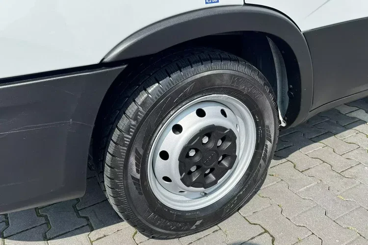 Iveco Daily 35S14 zdjęcie 8