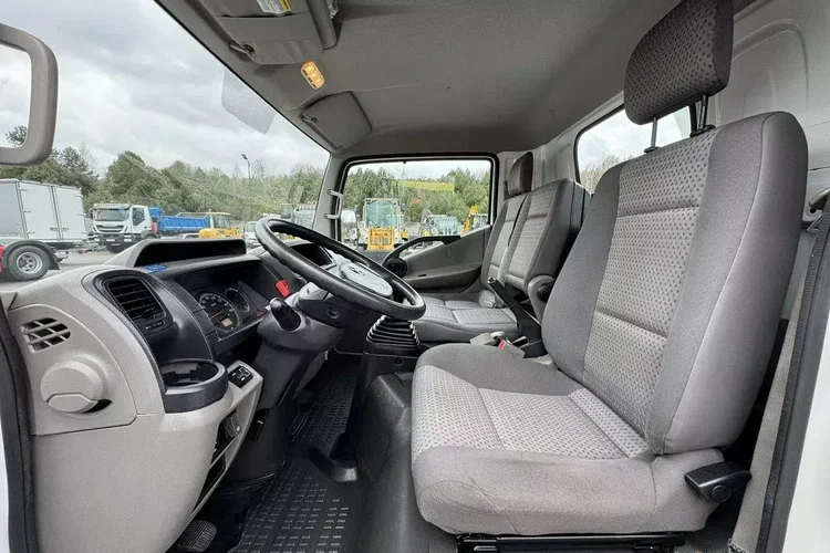 Nissan Cabstar zdjęcie 26