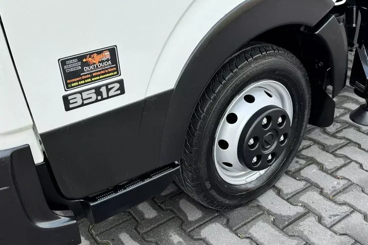 Nissan Cabstar zdjęcie 17