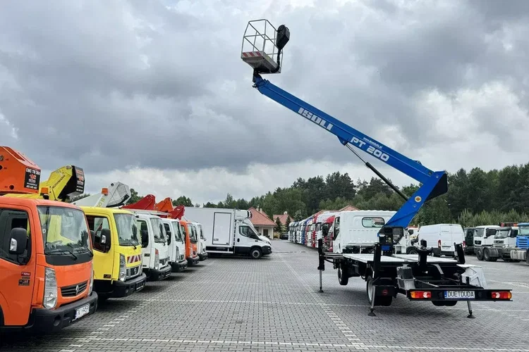 Nissan Cabstar zdjęcie 31