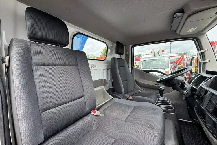 Nissan Cabstar zdjęcie 39