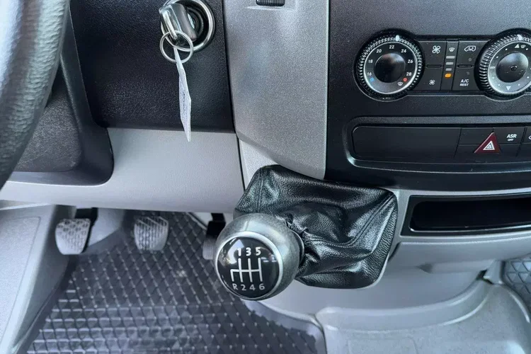 Volkswagen Crafter zdjęcie 31