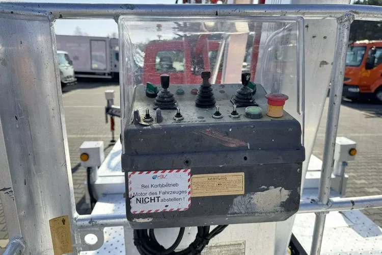 Iveco Daily 35S12 zdjęcie 22