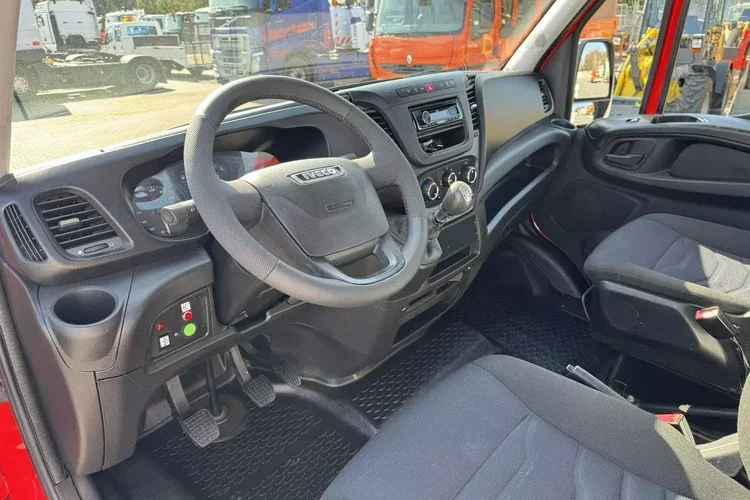 Iveco Daily 35S12 zdjęcie 25