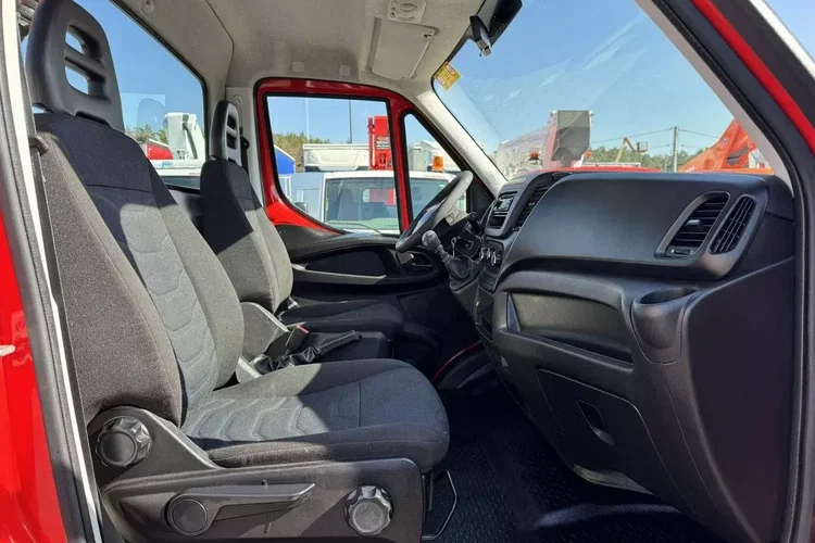 Iveco Daily 35S12 zdjęcie 29