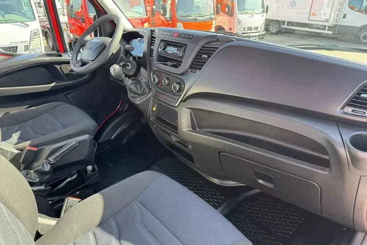 Iveco Daily 35S12 zdjęcie 30