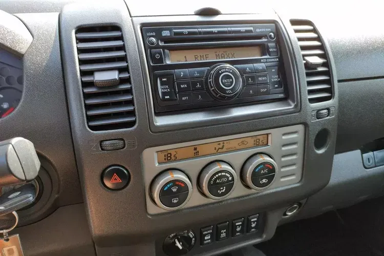 Nissan navara zdjęcie 22