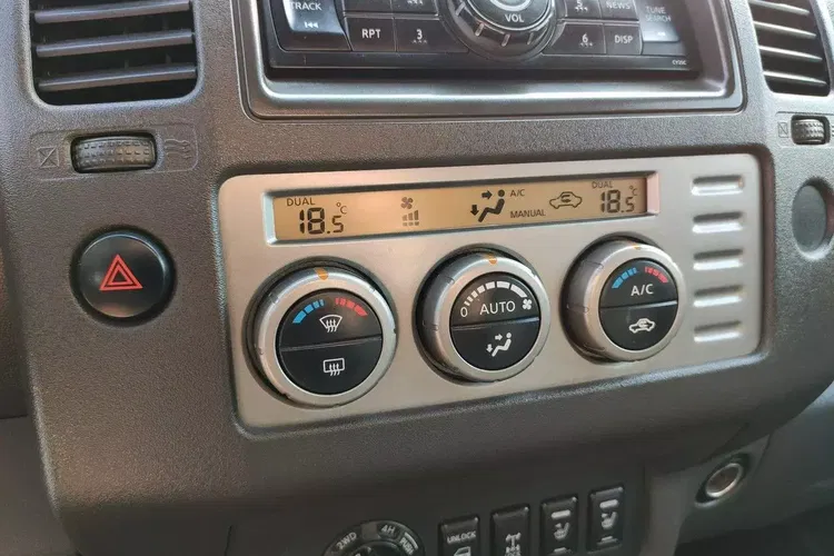 Nissan navara zdjęcie 23