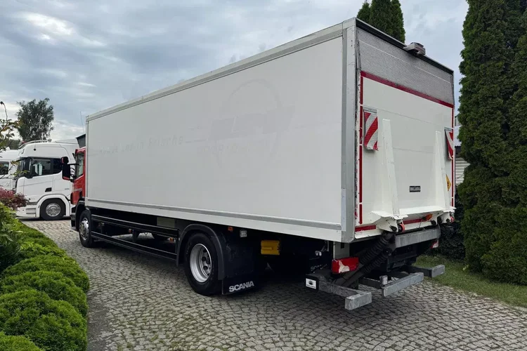 Scania P250 zdjęcie 5