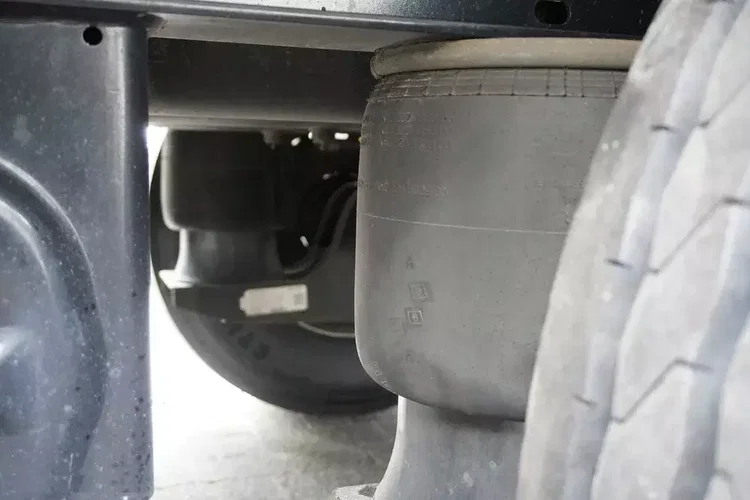 Kogel S24 / 2023 / Carrier Vector 1550 / Doppelstock / zdjęcie 28