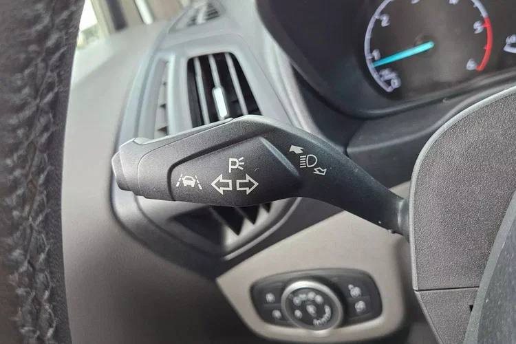 Ford transit-connect L2H1 49999zł NETTO 1.5 TdCi/120KM zdjęcie 27