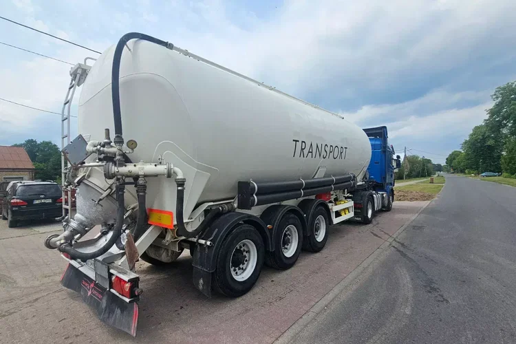 Spitzer SK27 zdjęcie 3