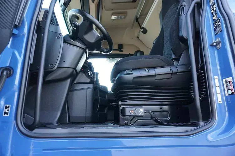 Mercedes ACTROS / 1833 / ACC / MP 5 / EURO 6 / ZESTAW PRZEJAZDOWY 120 M3 zdjęcie 39