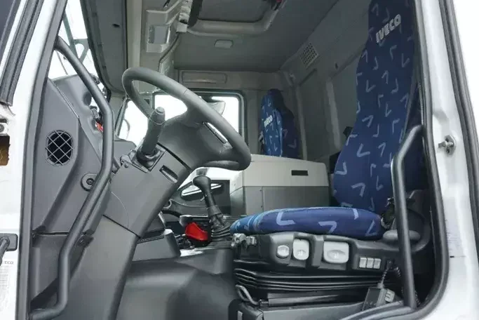 Iveco STRALIS / 260E36 / 6 X 2 / HDS PALFINGER PK 42 002 SH-E / WYSIĘG 17 M zdjęcie 8